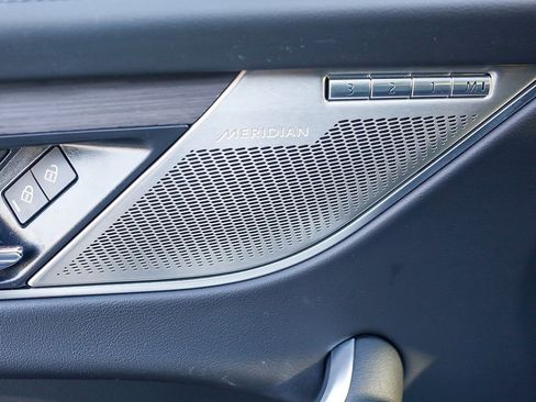 Used 2022 Jaguar F-PACE S image 46