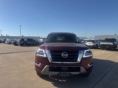 Used 2022 Nissan Armada Platinum w/ Captain's Chairs Package image 5