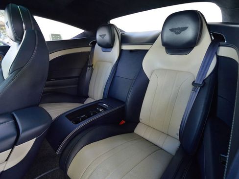 Used 2021 Bentley Continental GT image 62