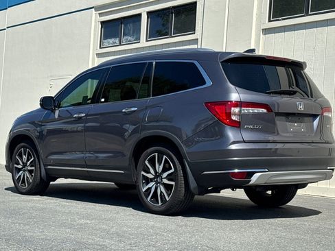 Used 2022 Honda Pilot Touring image 6