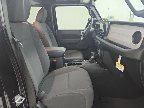 New 2026 Jeep Wrangler Unlimited Sport AWD/4WD image 32