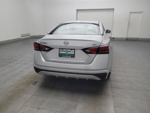 Used 2024 Nissan Altima 2.5 SV FWD image 7