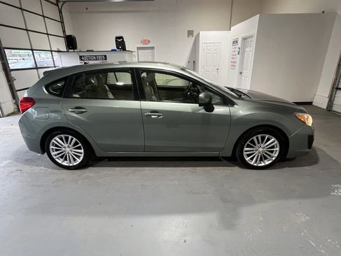 Used 2014 Subaru Impreza 2.0i Premium image 2