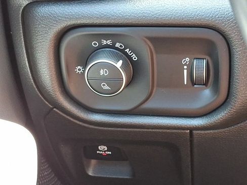 Certified 2022 RAM 1500 Big Horn image 28