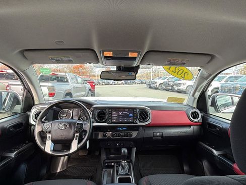 Used 2021 Toyota Tacoma SR5 image 20