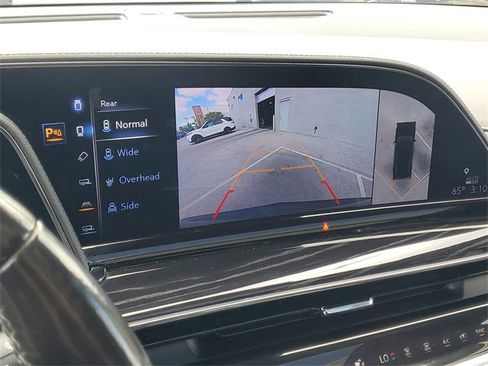 Used 2022 Cadillac Escalade Sport w/ Touring Package image 32