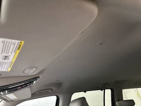 Used 2022 Jeep Wagoneer Series III w/ Convenience Group I image 28