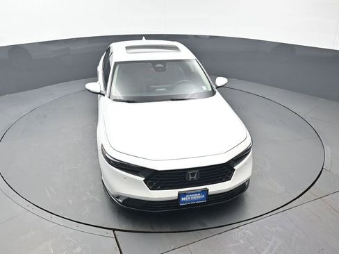 Used 2024 Honda Accord Touring image 40