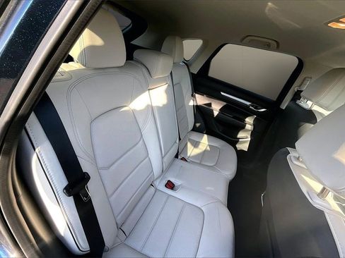 Used 2025 MAZDA CX-5 AWD 2.5 S w/ Preferred Package image 29