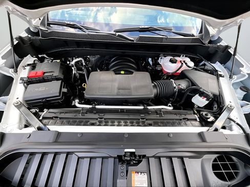 New 2026 Chevrolet Silverado 1500 LT AWD/4WD image 7