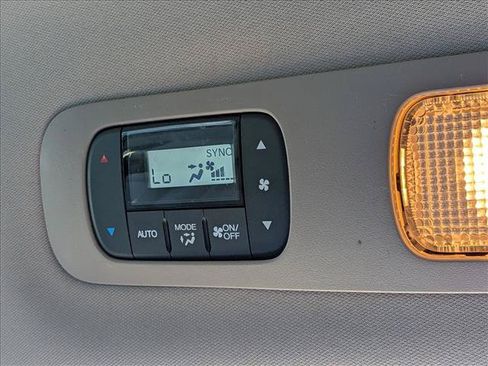Used 2022 Honda Odyssey EX image 18
