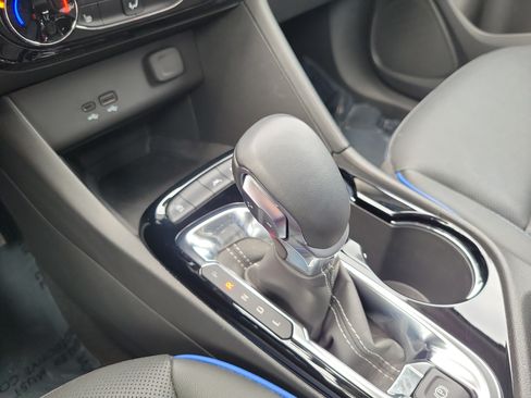 Used 2025 Buick Encore GX Sport Touring w/ Comfort Package FWD image 23