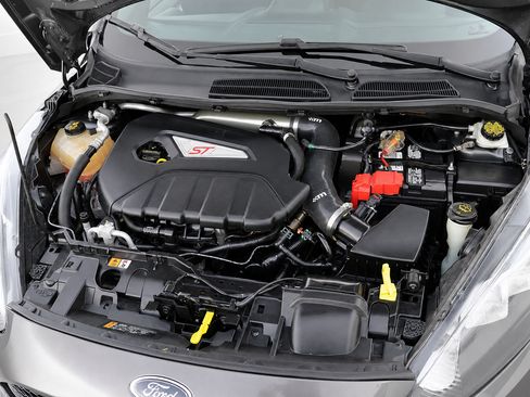 Used 2019 Ford Fiesta ST FWD image 42