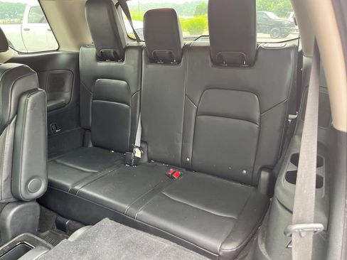 Used 2022 Nissan Pathfinder SL w/ SL Premium Package FWD image 8