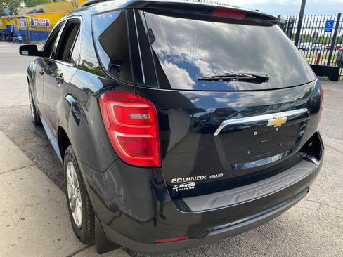Used 2017 Chevrolet Equinox LT w/ True North Edition AWD/4WD image 2