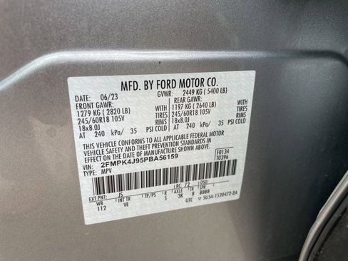 Used 2023 Ford Edge SEL image 40