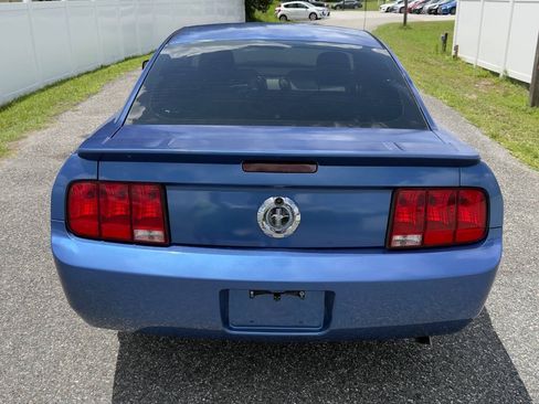 Used 2007 Ford Mustang Premium RWD image 6