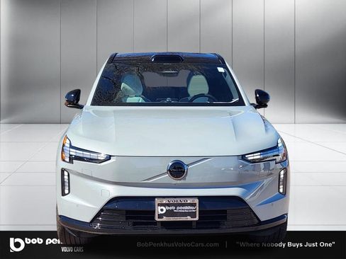 Used 2025 Volvo EX90 Ultra image 21