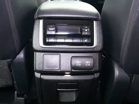 Used 2019 Subaru Ascent Limited w/ Popular Package #3 AWD/4WD image 22