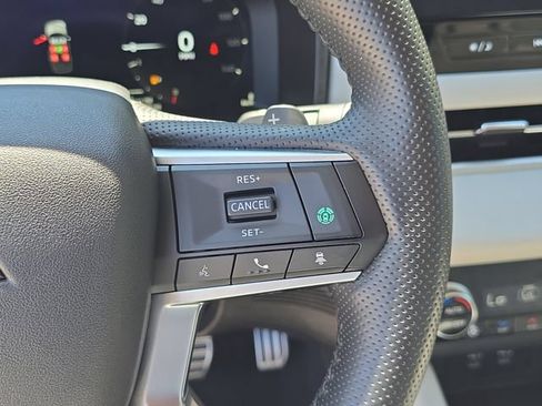 Used 2025 Mitsubishi Outlander SEL FWD image 34