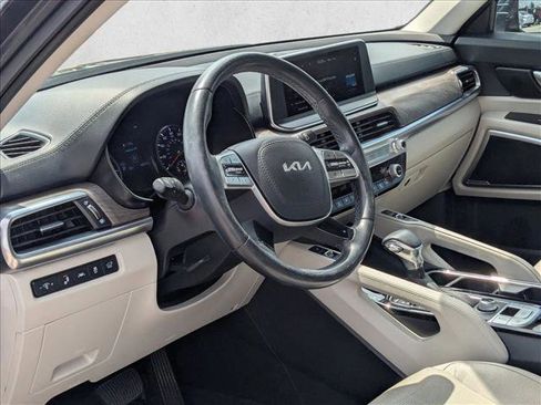 Used 2022 Kia Telluride EX w/ EX Premium Package image 9