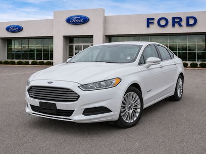 Used 2016 Ford Fusion SE