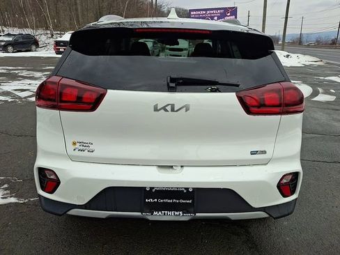 Certified 2022 Kia Niro LXS image 5
