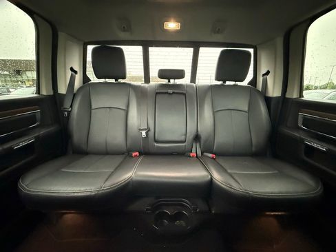 Used 2018 RAM 2500 Laramie w/ Sport Appearance Group AWD/4WD image 28
