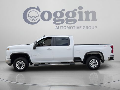 Used 2026 Chevrolet Silverado 2500 LT AWD/4WD image 2