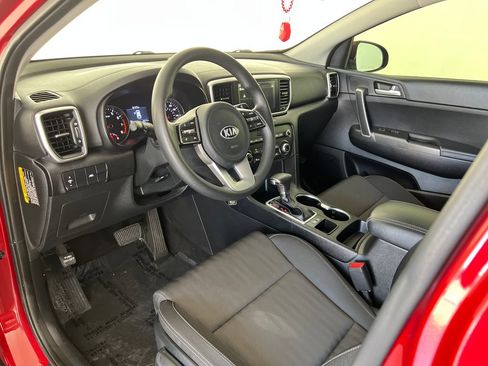 Used 2020 Kia Sportage LX FWD image 19