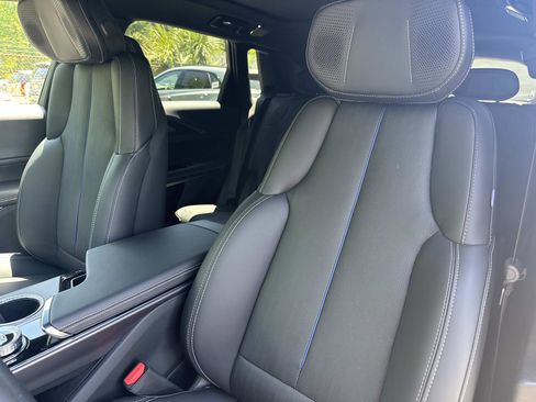 New 2026 Cadillac Lyriq V w/ LPO, Floor Liner Package AWD/4WD image 20