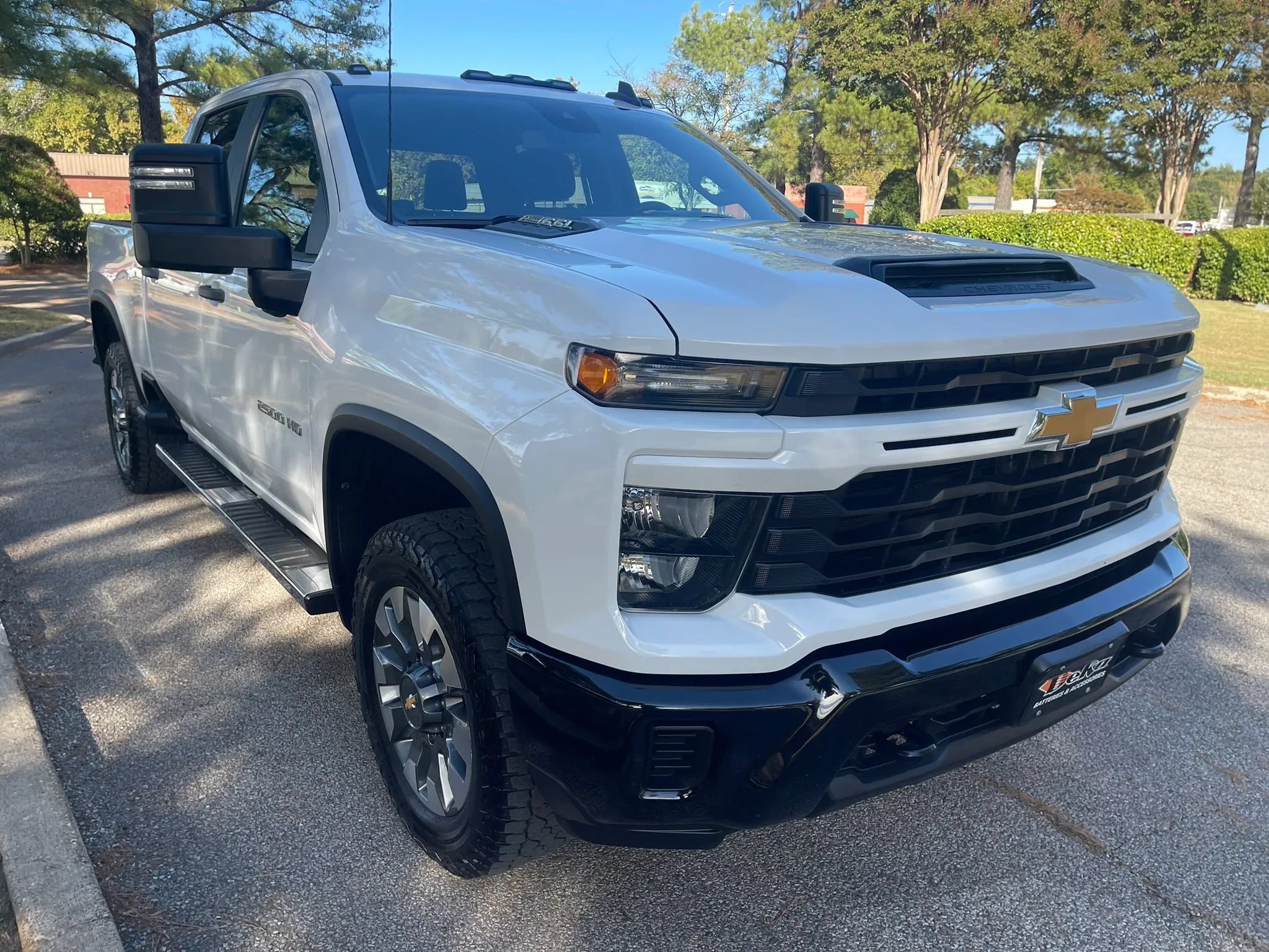 Used 2024 Chevrolet Silverado 2500 Custom w/ Custom Value Package RWD image 7
