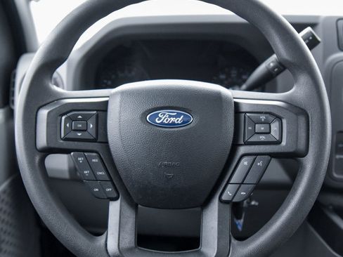 Used 2024 Ford E-450 and Econoline 450 Super Duty w/ Power Windows & Locks Group image 20