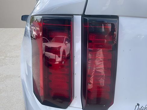 Used 2023 Kia Sorento S w/ Panoramic Sunroof Package FWD image 37