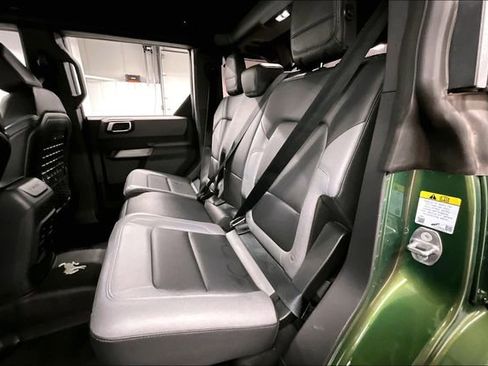 Used 2023 Ford Bronco Black Diamond w/ Sasquatch Package image 23