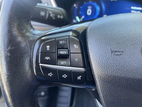 Used 2021 Ford Escape Titanium w/ Titanium Elite Package AWD/4WD image 29