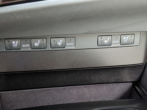 Certified 2025 Lexus ES 300h 300h image 25