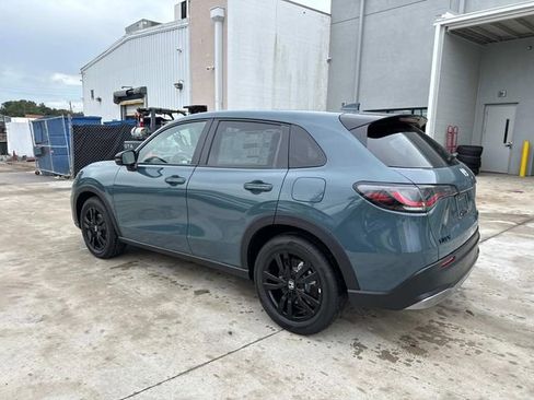 New 2026 Honda HR-V Sport image 2