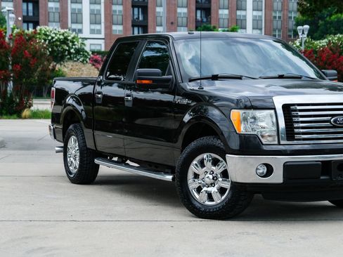 Used 2012 Ford F150 XLT w/ XLT Chrome Pkg RWD image 2