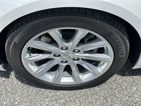 Used 2023 Cadillac CT5 Luxury RWD image 13