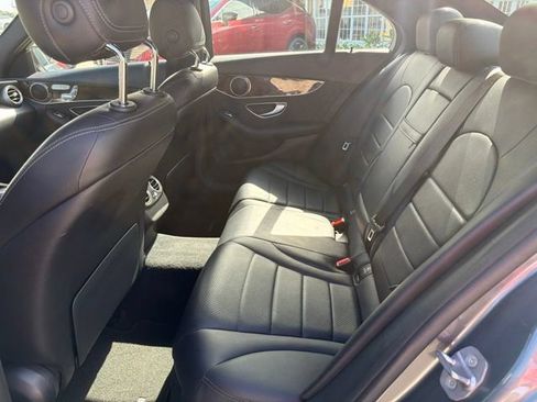 Used 2018 Mercedes-Benz C 300 Sedan image 12