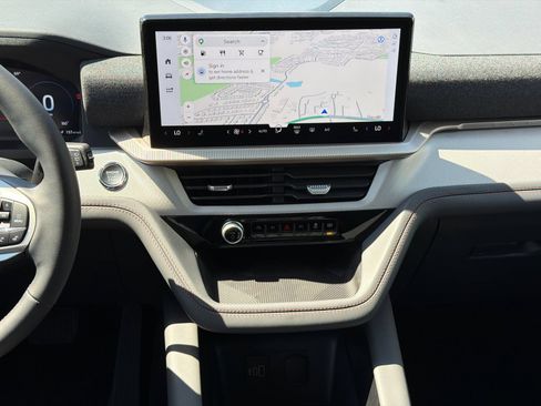 New 2026 Ford Explorer Active AWD/4WD image 18