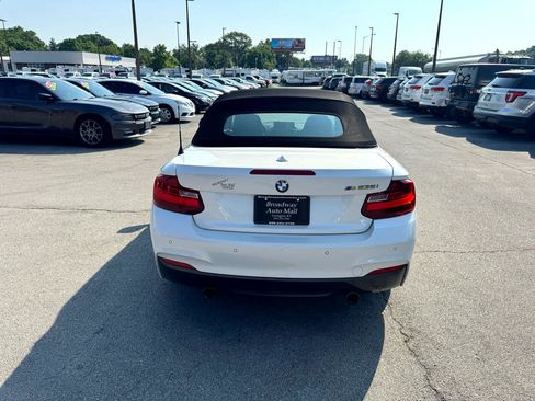 Used 2016 BMW M235i Convertible image 12
