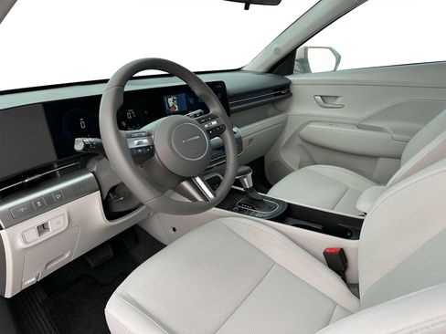 New 2025 Hyundai Kona SEL FWD image 9
