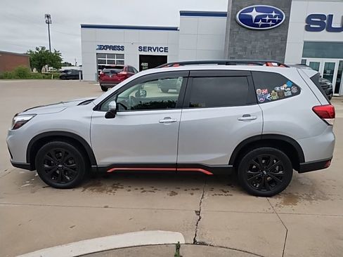 Used 2019 Subaru Forester Sport AWD/4WD image 5