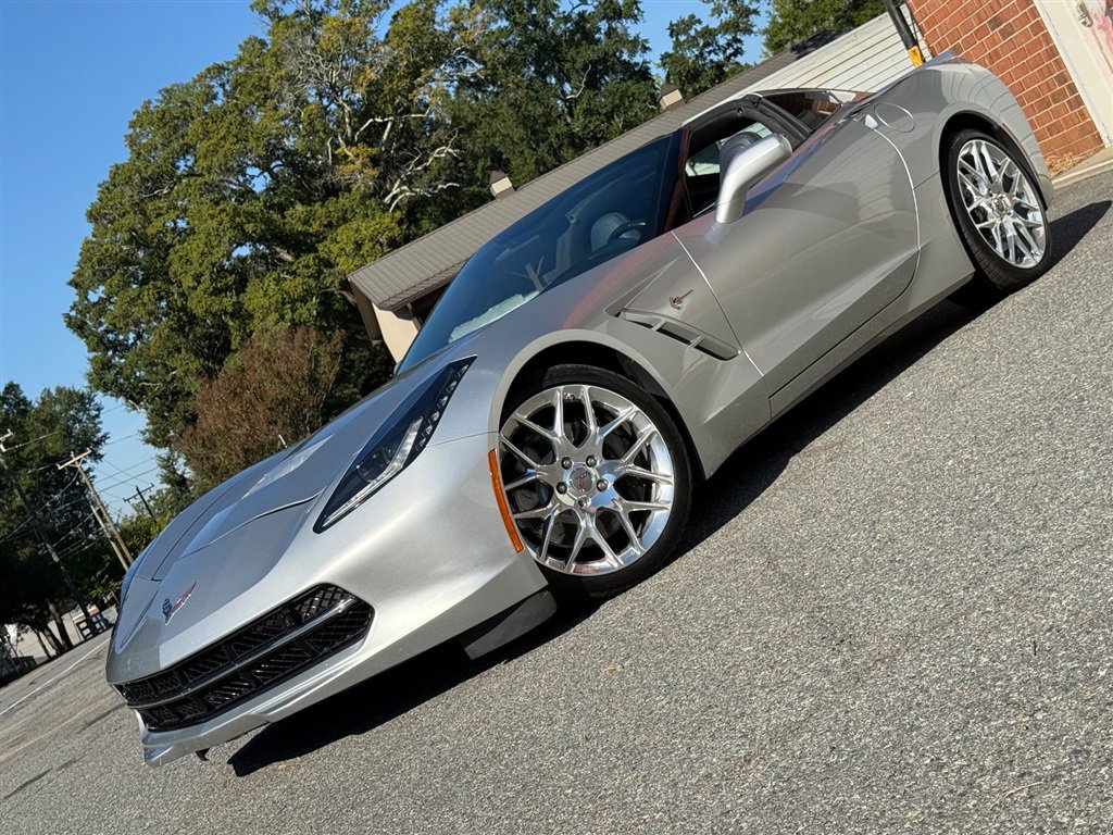 Used 2017 Chevrolet Corvette Stingray Coupe RWD image 7