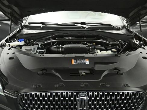 Certified 2023 Lincoln Aviator Reserve w/ Equipment Group 201A image 31