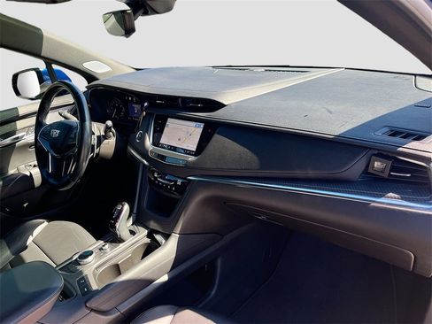 Used 2023 Cadillac XT5 Sportv w/ Technology Package image 30