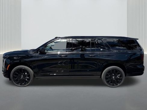 New 2026 Cadillac Escalade ESV Platinum Sport w/ LPO, ONYX Package image 8