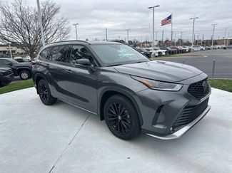 Certified 2025 Toyota Highlander XSE video 2